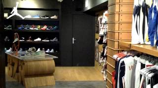 24 SEGONS BARCELONA  THE BASKETBALL STORE [upl. by Oiramed]