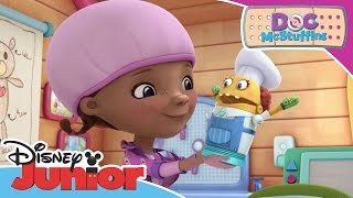 Doc McStuffins  MollyMolly Mouthful  Official Disney Junior Africa [upl. by Reynard]