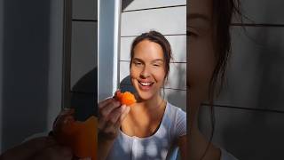 How to eat a ripe persimmon [upl. by Hunger]