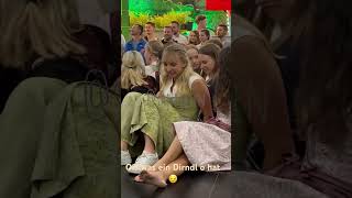 Alles was ein Dirndl an hat oktoberfest devilswheel [upl. by Corell690]