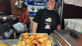 Si hay Típicos de Elote Yuca Frita también Sancochada Pastelitos ‼️❤️😋 [upl. by Enened]