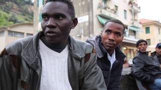 MIGRANTS  VINTIMILLE DERNIER OBSTACLE AVANT LA FRANCE [upl. by Mourant]