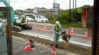 Tidiest Roadworks are in Japan [upl. by Sucitivel703]