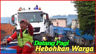 Truk Bawa Trafo Viral Datang PagiTruk Multi Axle Ditarik Dua MAN Prime Mover Lewat Cikalong [upl. by Esirehs]