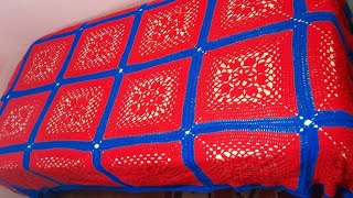 Colcha de cuadrados tejidos a crochet o para cama o cubresofá Tapete decorativo de ganchillo [upl. by Wilen281]