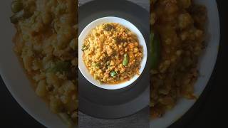 Kathiyawadi Vaghareli Veg Masala Khichdi🔥 A Spiced Comfort Food Delight vegkhichdi shorts [upl. by Wanda]