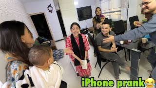 Fariha ke sath prank kardiya iphone ka😂  rone wali hogai🥲 [upl. by Oderfodog]