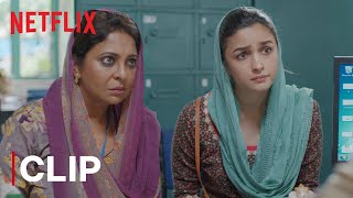 Alia amp Shefali Go To The Police Station  Darlings  Alia Bhatt Shefali Shah  Netflix India [upl. by Herminia]