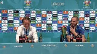 ItaliaInghilterra 43 dopo i rigori Mancini e Bonucci «Campioni dEuropa dedica agli italiani» [upl. by Ohs]