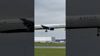 Delta 757200 landing at CVG Airport shorts [upl. by Tedmann3]