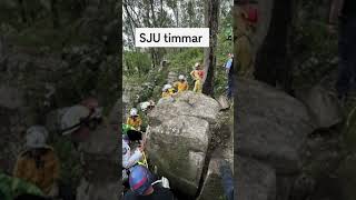 Kvinna fastnade i bergskreva upp och ned – i sju timmar [upl. by Fishback558]