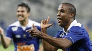 Cruzeiro 4 x 0 Portuguesa  Narração Sensacional Osvaldo Reis Rádio Globo MG 02102013 [upl. by Stroud]