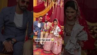 ਮੁੰਡੇ ਦੇ frnd ਵੱਲੋ ਦਿੱਤਾ ਗਿਫਟ 😂😂 wedding couplesday coupledance love dancestyles couplegoal [upl. by Olia]