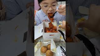 MOMS TOUCH FOOD Momstouch spicy chicken [upl. by Jessica]