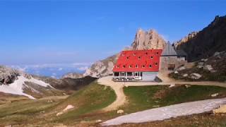 Genußwandern  Von der Seiseralm auf die Tierser Alpl Hütte wwwbergeaktivde [upl. by Berardo]