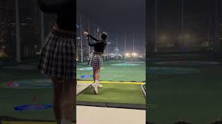 Dubai golf ⛳️ muskangolfer downtowndubai lovelydubai golfgirl topgolf dubaigolf golferslife [upl. by Treulich]