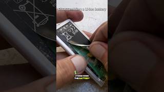 What is inside a lithium battery repair smartphone trump [upl. by Harraf]