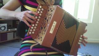 Cercle circassien  accordeon [upl. by Ruenhcs427]