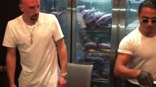 Franck Ribéry eating a €1200 gold steak with Salt Bae [upl. by Lilli]