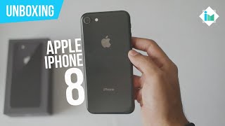 Apple iPhone 8  Unboxing en español [upl. by Holey]