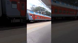 Paschim SF Express Skipp Bilimora Junction train indianrailways [upl. by Hatcher258]