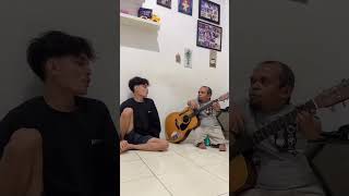 Garaquot Main Gitar Mamanya ke cantol sama Papa [upl. by Jaime]