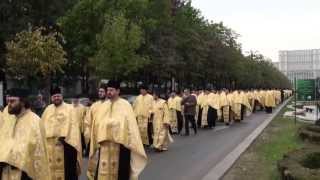 Procesiunea quotCalea Sfintilorquot  Bucuresti 2011 [upl. by Schapira269]