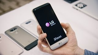 First look at the LG G5 modular smartphone [upl. by Howzell321]