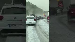 Bis zu 3 Zentimeter Hagel auf der A72 bei Zwickau hagel unwetter [upl. by Enilecram]