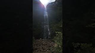 Sorprendentes cascadas a orillas de la carretera austral 😍 [upl. by Nospmoht]