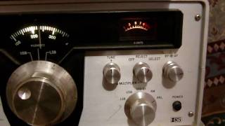 Realistic SX190 shortwave radio tuning in more stations 2 [upl. by Rehptosirhc902]