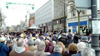 Royal Anglian Regt Homecoming Parade Luton 100309 [upl. by Anwadal]