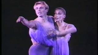 Usova amp Zhulin RUS  1994 US Open Professionals Ice Dancing Free Dance [upl. by Enaitsirhc1]