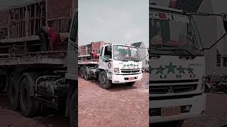 Selesai Bongkar drivertruck truckdriver trailerdriver drivertruk driver truktrailer [upl. by Ranee]