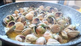 How to Cockle Gather and Cook in Garlic Butter NZ [upl. by Ahsratan]