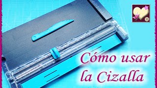 Cómo usar la cizalla  We R Memory Keepers Tutorial [upl. by Telfore879]