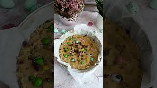 Torta cookies con gocce di cioccolato ovetti e Smarties [upl. by Mcroberts]