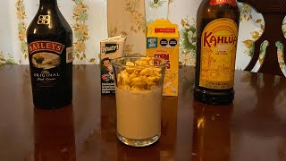 ¿Cómo hacer el Cóctel Universitaria  Bebidas con Baileys [upl. by Fleurette597]