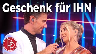 „Schlagerbooom“ Beatrice Egli überrascht Florian Silbereisen mit Geschenk • PROMIPOOL [upl. by China]