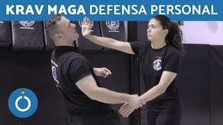 Cómo DEFENDERSE con KRAV MAGA de un AGARRE DE MUÑECA 👊 [upl. by Enohsal]