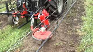 Boisselet Under Vine Weeder by TATURA ENGINEERING 0408 241 998 [upl. by Atiluj250]