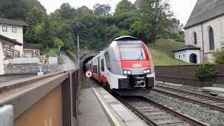 rattenberg Rex 2 nach Hochfilzen fährt aus dem Tunnel am Bahnhof Rattenberg Kramsach Tirol [upl. by Werbel]