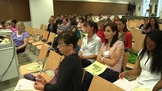 Rentrée  les profs sur les bancs de lécole [upl. by Sairahcaz414]