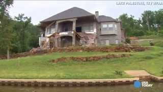 1 Million lake house slowly collapsing in on itself [upl. by Notnirb805]