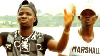 Vicky la joie et Akamso clip officiel [upl. by Uriah811]