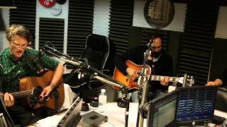 The Bewitched Hands  Billy Idol Cover  Session Acoustique OÜI FM [upl. by Primalia]