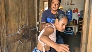 Santo Dios Aracely se volvio locale quiere tronar la cara a Maria y lichapor sacar la ropa de titi [upl. by Fosque743]