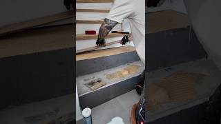 Treppenstufen mit einem Parkettboden belegen flooring woodworking diy [upl. by Jori]