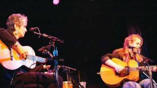 JOAN BAEZ amp MARY CHAPIN CARPENTER  Stones In The Road wmv [upl. by Aksel680]