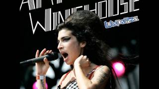 Amy Winehouse  Valerie Live at Lollapalooza 2007 1414 [upl. by Steady21]